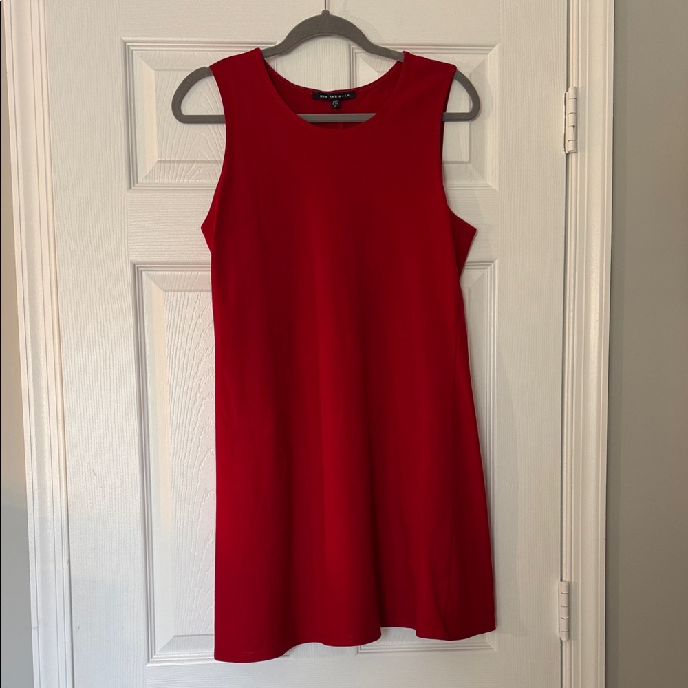 Chic Red Sleeveless Midi Dress, L